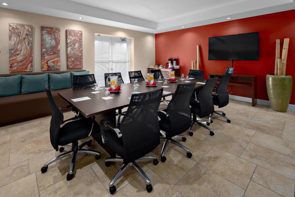 Courtyard by Marriott Bridgetown, Barbados photo