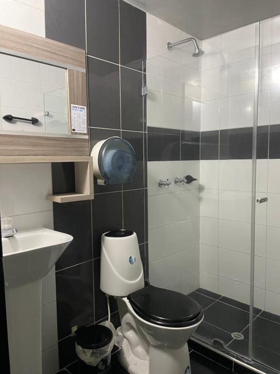 Koupelna v ubytování Hotel Escorial Ibagué