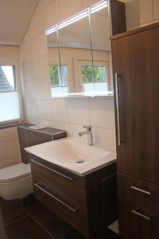 Ein Badezimmer in der Unterkunft Haus am See - Urlaub im Herzen des Münsterlands