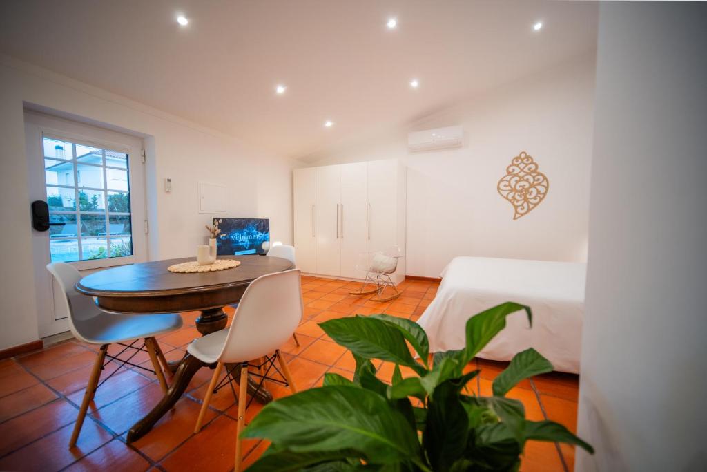 
Studio with Pool View
