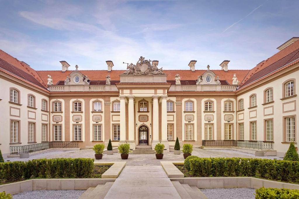 Hotel Verte, Warsaw, Autograph Collection - Resim 1