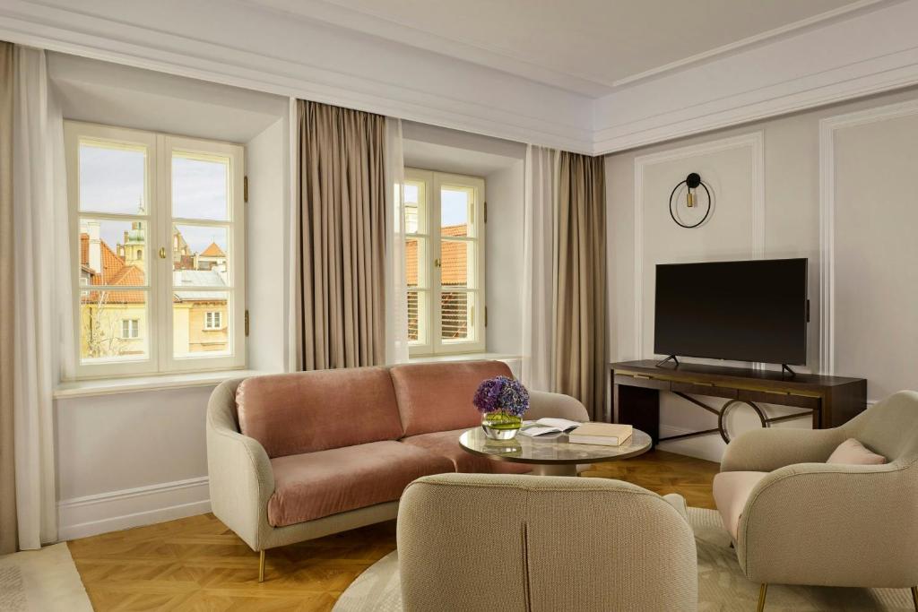 
Storico Executive Suite
