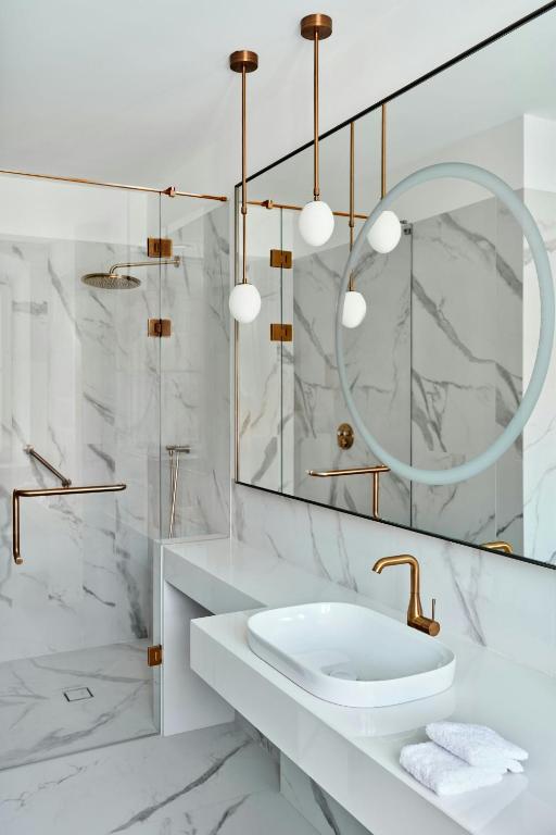 Hotel Verte, Warsaw, Autograph Collection - 18