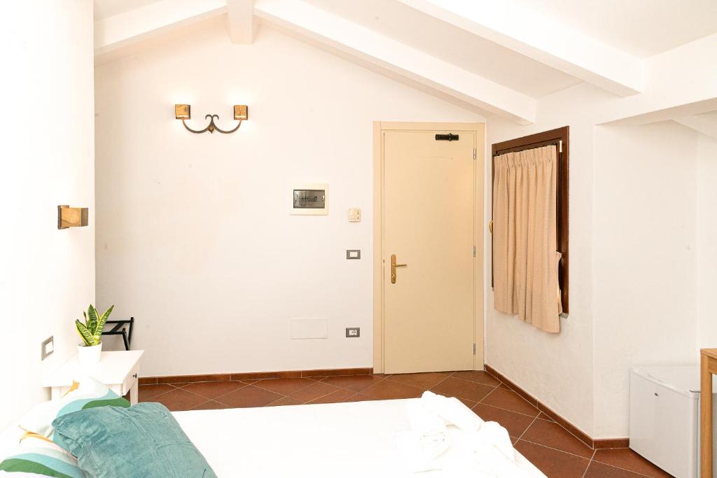 La Rocca Relais - Classic Triple Room