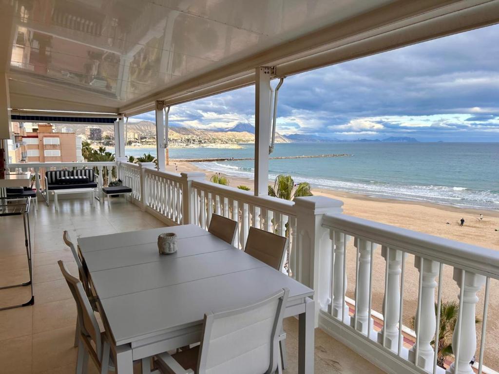 Beach House Brotonss - Penthouse -appartement