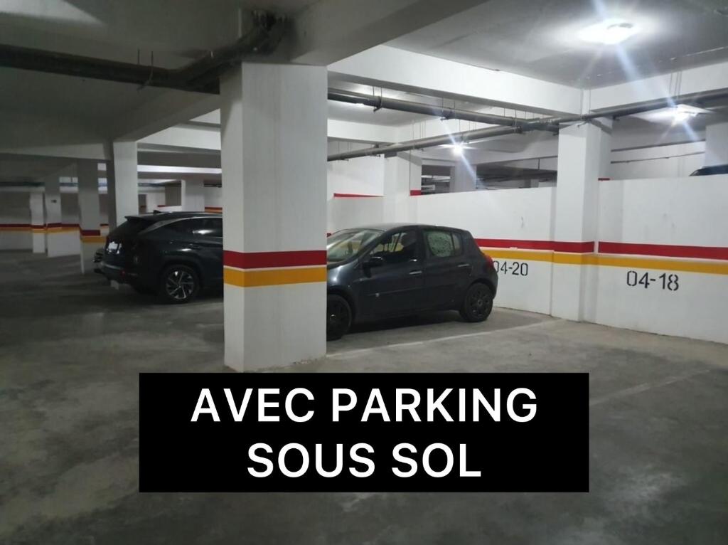Fotografie z fotogalerie ubytování Appartement de Luxe Vue Mer Avec Climatisation ! à 5 minutes à pied de la Plage ! à environ 6 minutes en voiture du centre d'Agadir et à 10 minutes en voiture de Taghazout ! v destinaci Agadir