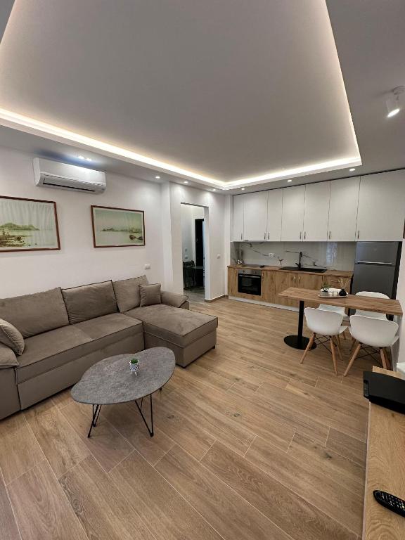 Elmazaj Apartment