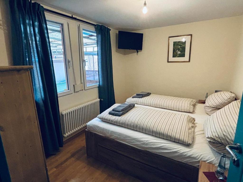 Landgasthof Rebstock - Tweepersoonskamer Met Eigen Externe Badkamer