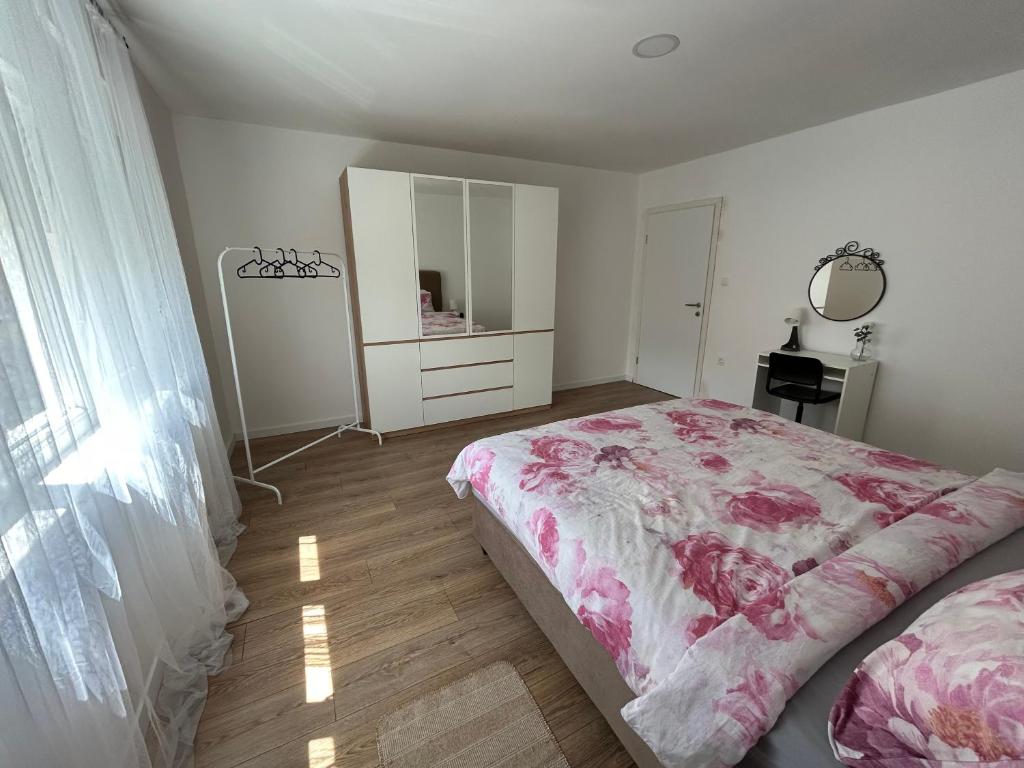 Postel nebo postele na pokoji v ubytování Apartment ANAA