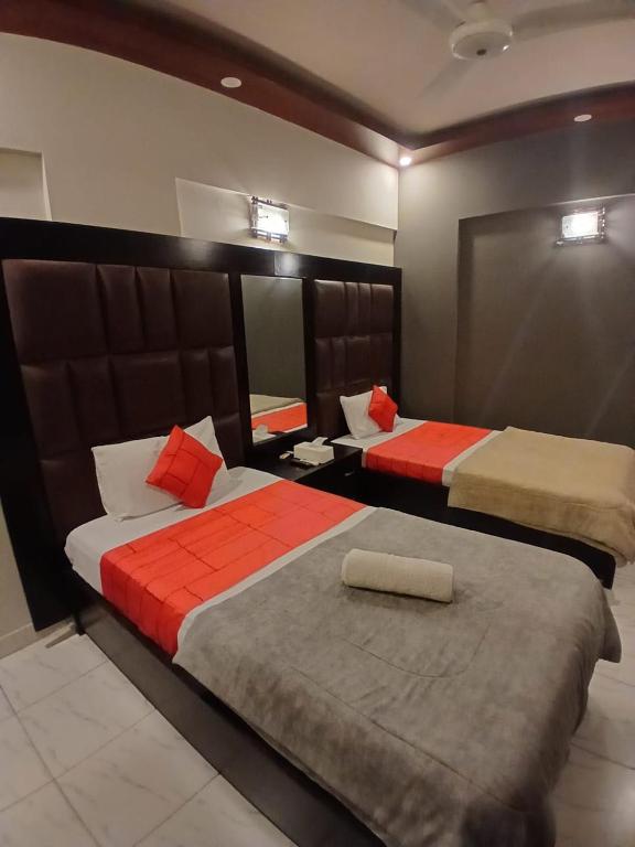 Hometown Apartments & Rooms - Standard-Zweibettzimmer