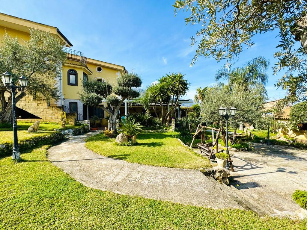 En have udenfor Villa Bellavista