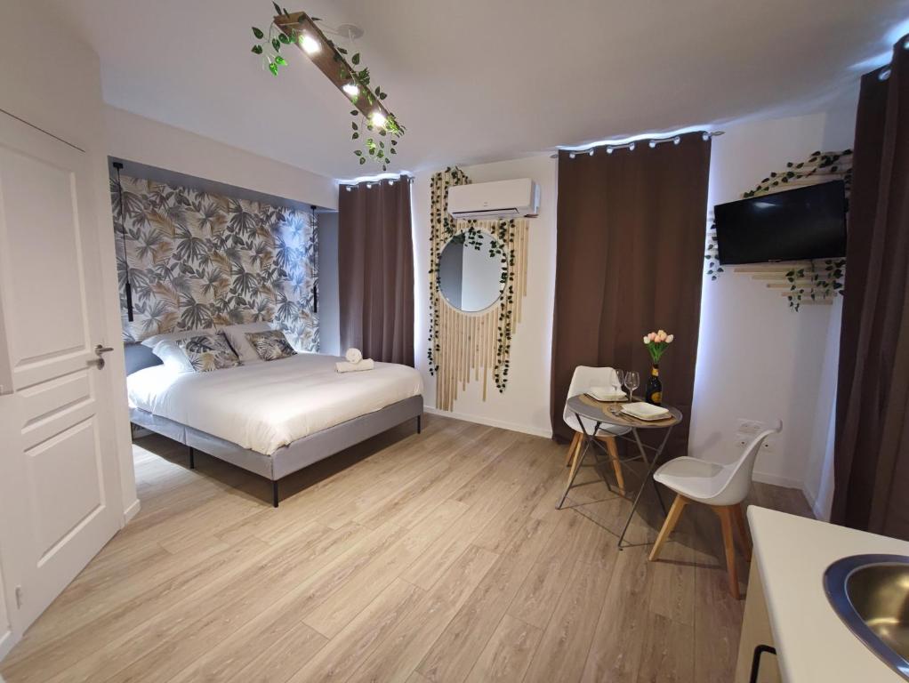 Ένα ή περισσότερα κρεβάτια σε δωμάτιο στο Studio Kamelia