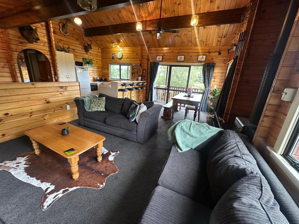 83b Conical Hill Rd - Access via Alpine Avenue - Resim 11