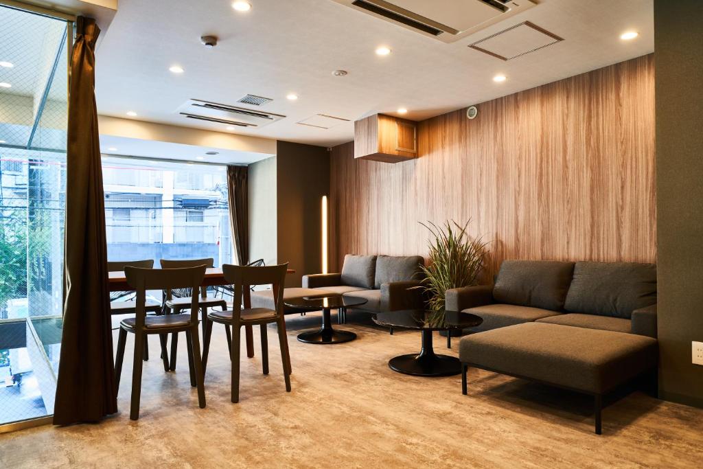 &AND HOSTEL SHINSAIBASHI EAST