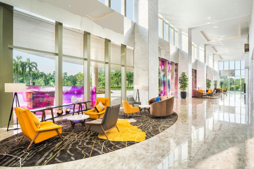 Posezení v ubytování Le Meridien Putrajaya