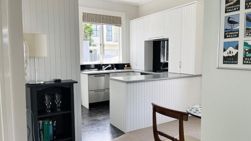 2 Bedroom Apartment where Modern Luxury meets Historic charm - Resim 8