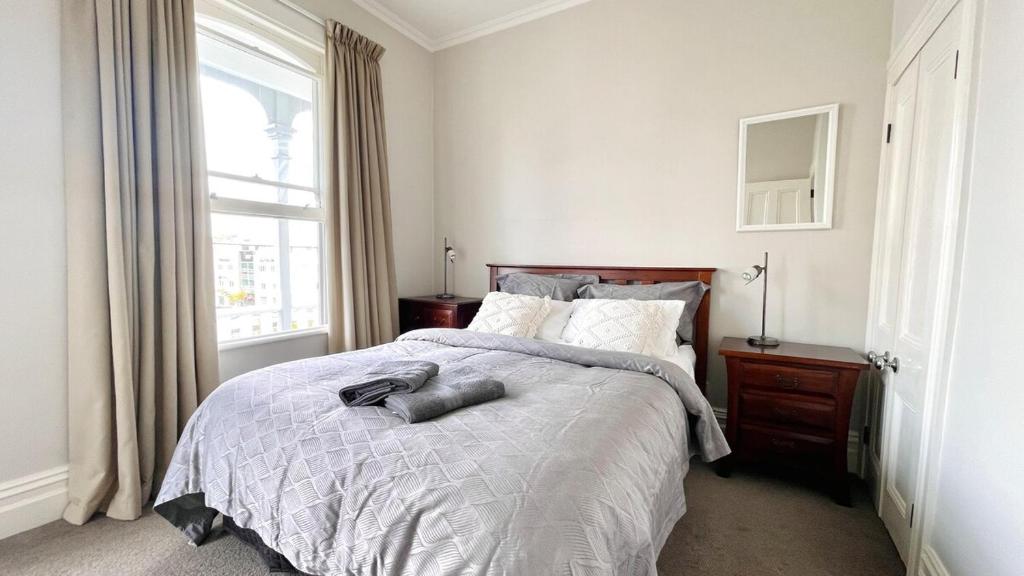 2 Bedroom Apartment where Modern Luxury meets Historic charm - Resim 7