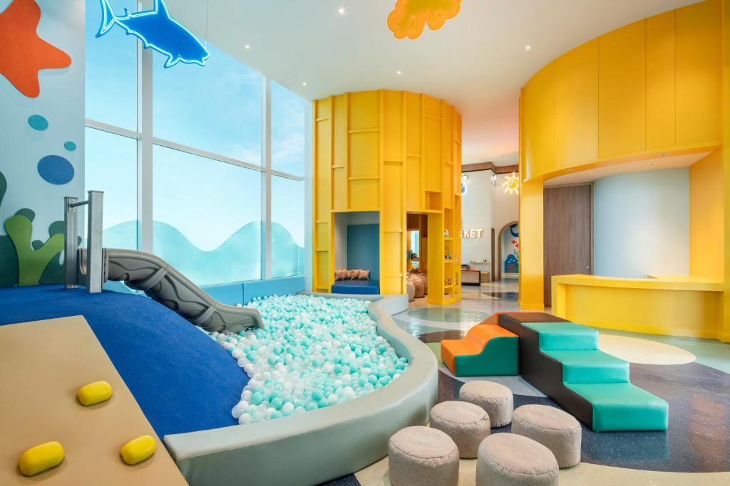 Holiday Inn Pattaya by IHG - Resim 31