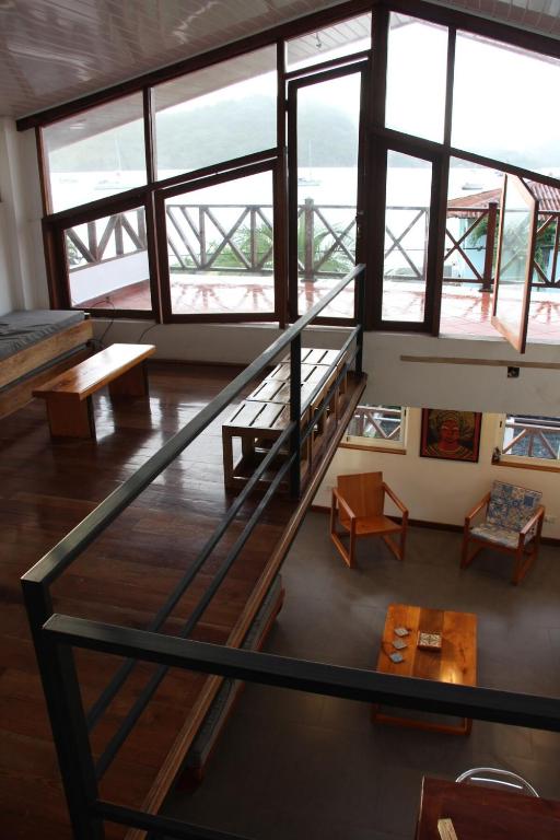 Posezení v ubytování CASA DINIS - Loft - With View Bahia de Portobelo