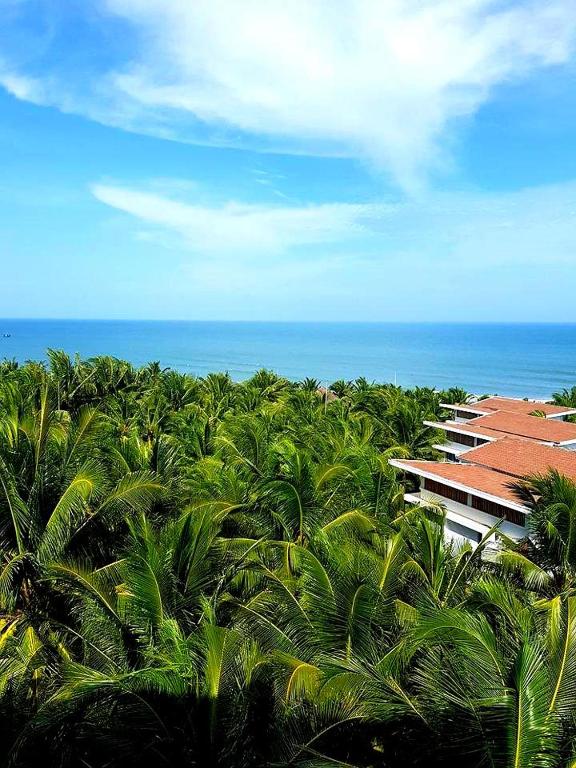 Sonata Resort & Spa - 10