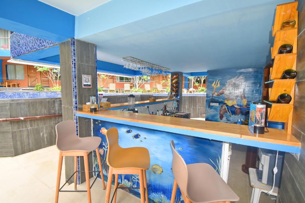 Bazén v ubytování OSEIDON HOTEL BORACAY nebo v jeho okolí