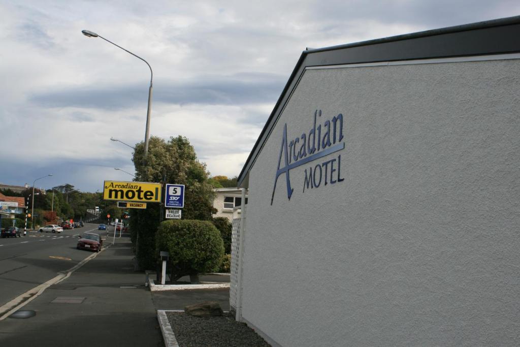 Arcadian Motel - Resim 13