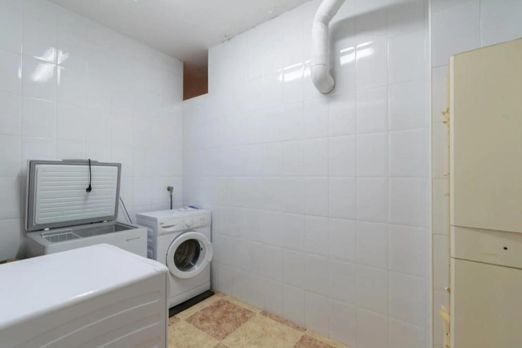 A bathroom at Elegant Villa in Playa Honda with Private Pool