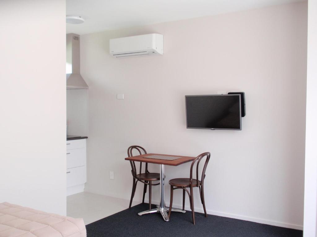 319 Addington Motel - Resim 16