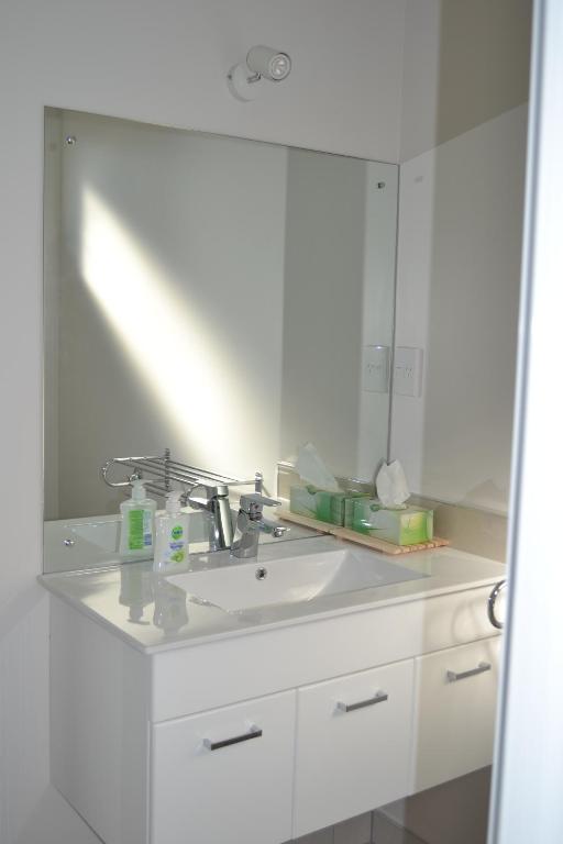 319 Addington Motel - Resim 10