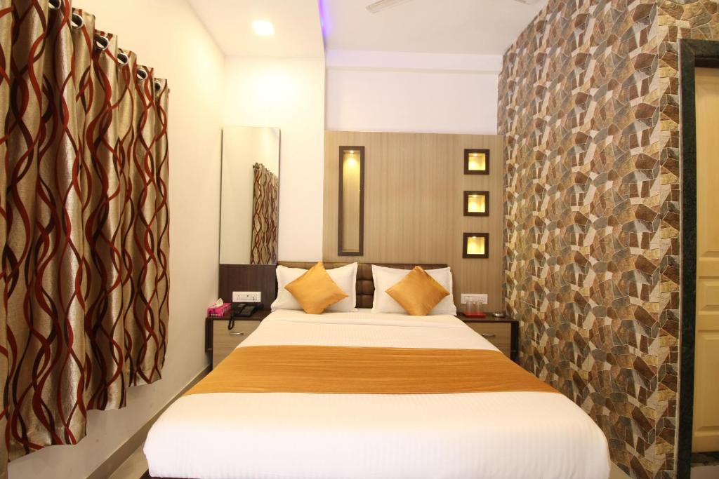 Golden Residency - Double Double Double Room
