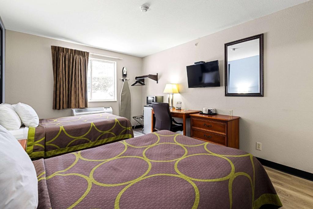 Super 8 by Wyndham Pittsburgh/Monroeville - Habitación Con Dos Camas Dobles - No Fumadores