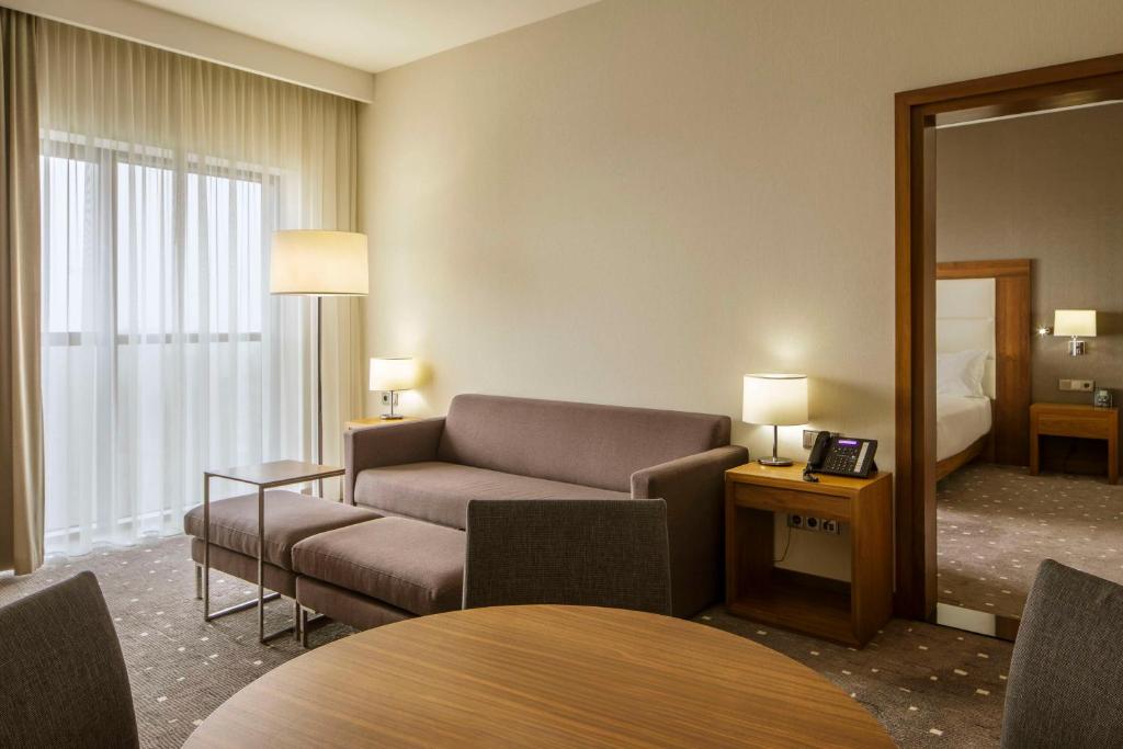 DoubleTree by Hilton Lódz - Resim 31