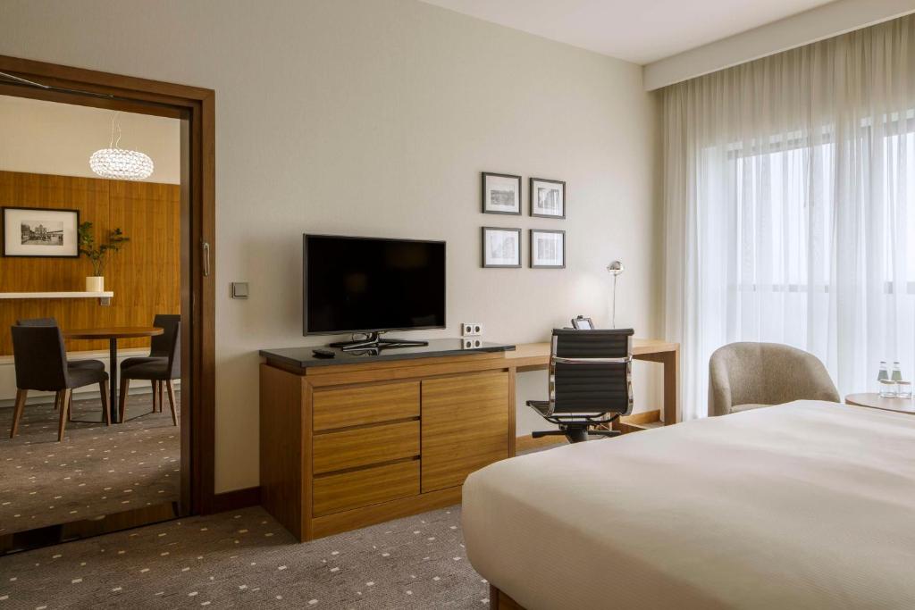 DoubleTree by Hilton Lódz - Resim 34