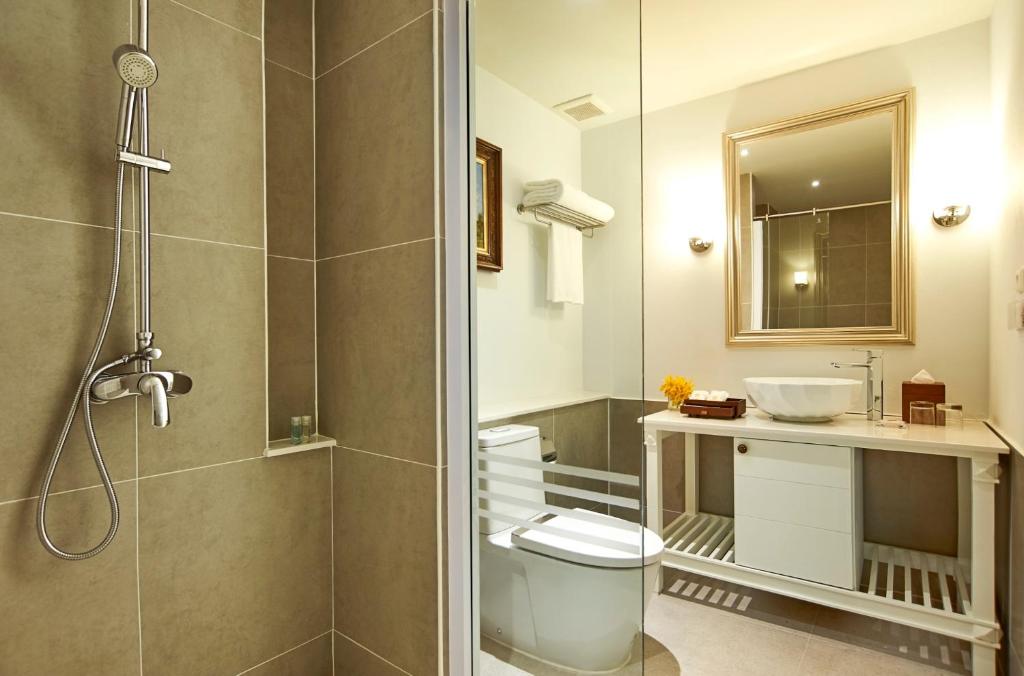 
Grand Deluxe Twin Bed
