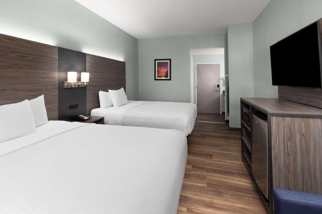 Baymont by Wyndham Creedmoor - Chambre Double Avec 2 Lits Doubles - Non-Fumeurs