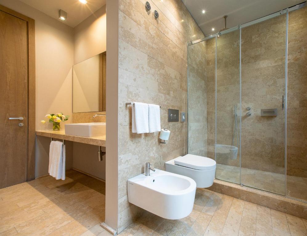 Koupelna v ubytování Posta Design Hotel