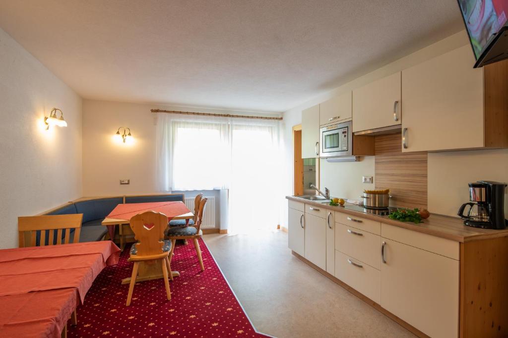 Kuchyňa alebo kuchynka v ubytovaní Residence Mühlegg