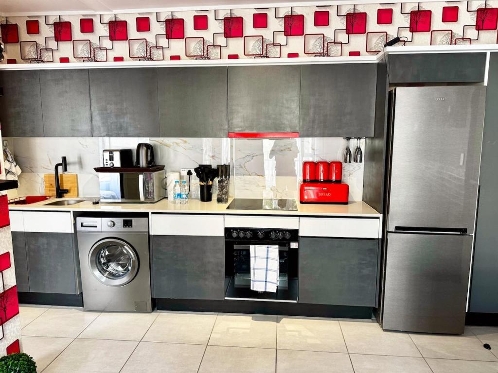 Kuchyň nebo kuchyňský kout v ubytování Ruby Nest Modern Smart Living