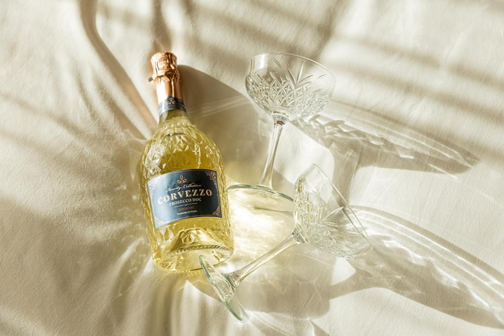 The Ostendian - Resim 24