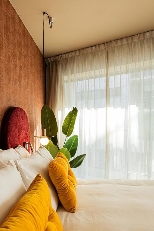 The Ostendian - Resim 29