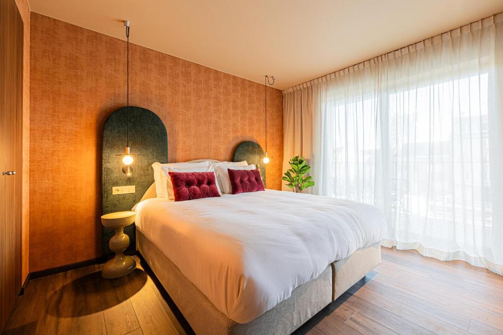 The Ostendian - Resim 30