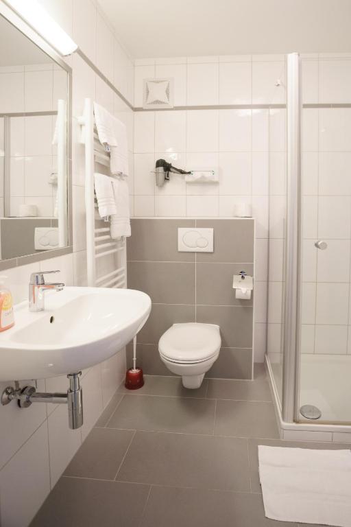 Hotel Drei Kreuz - Self Check In - Resim 18