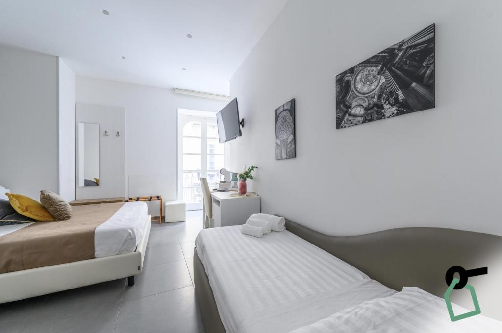 HOTIDAY Room Collection - Napoli Centro Storico - Resim 38