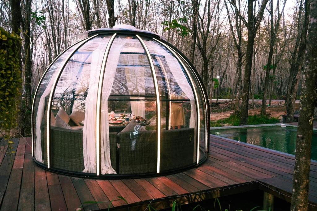 Timber Society Boutique Hideaway - Resim 18