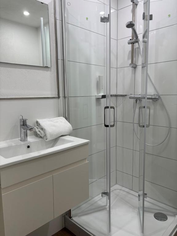 Koupelna v ubytování Motel Drei König- Ihr Transithotel