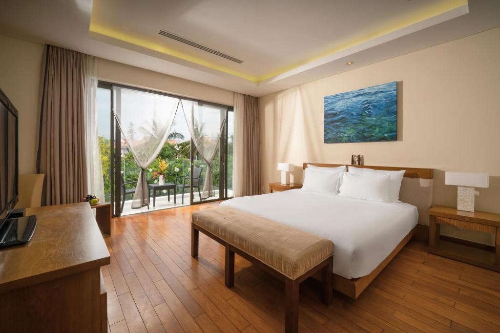 Biệt Thự 2 Phòng Ngủ Với Hồ Bơi Riêng