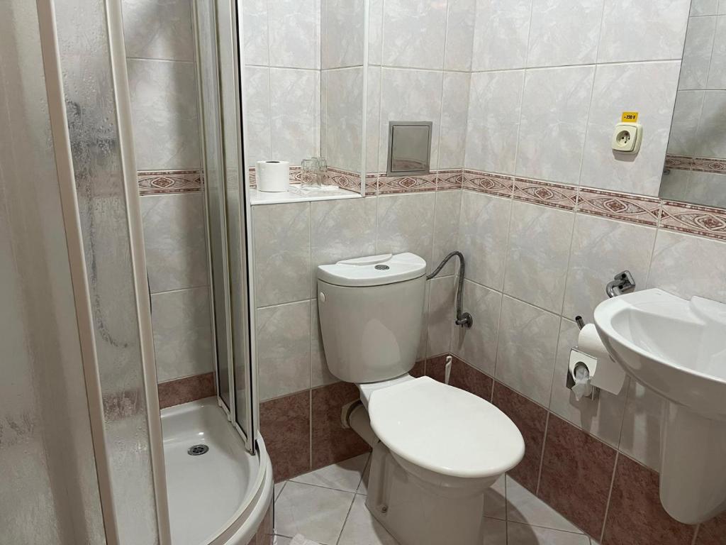 Koupelna v ubytování Garni G Hotel Žilina