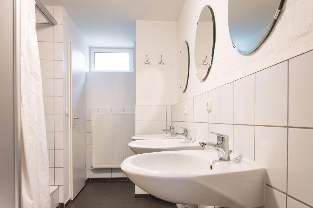 1, 2, sleep Hostel Nürnberg Messe - Resim 40