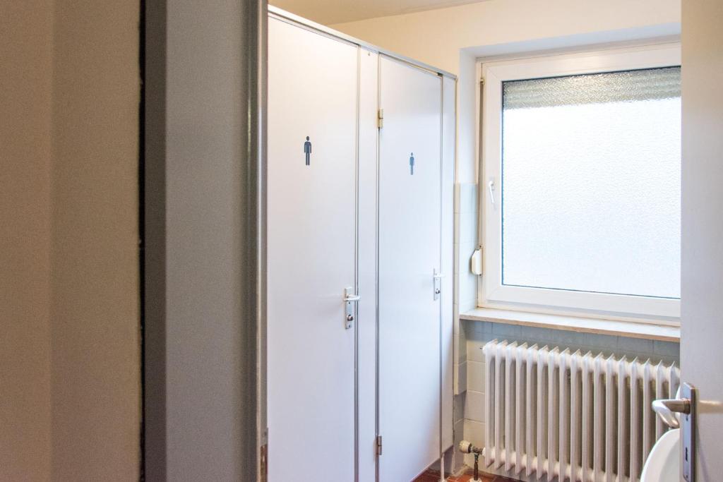 1, 2, sleep Hostel Nürnberg Messe - Resim 39