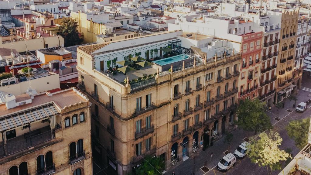Nespecifikovaný výhled na destinaci Sevilla nebo výhled na město při pohledu z aparthotelu